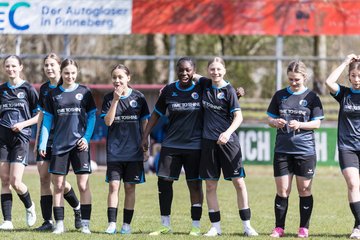 Bild 51 - wBJ VfL Pinneberg - Waldd�rfer SV : Ergebnis: 5:0